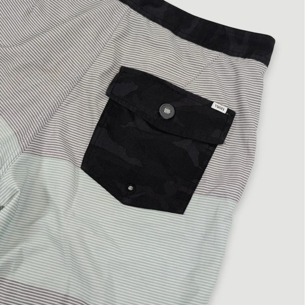 Vuori Cruise Boardshorts Mens 28 8
